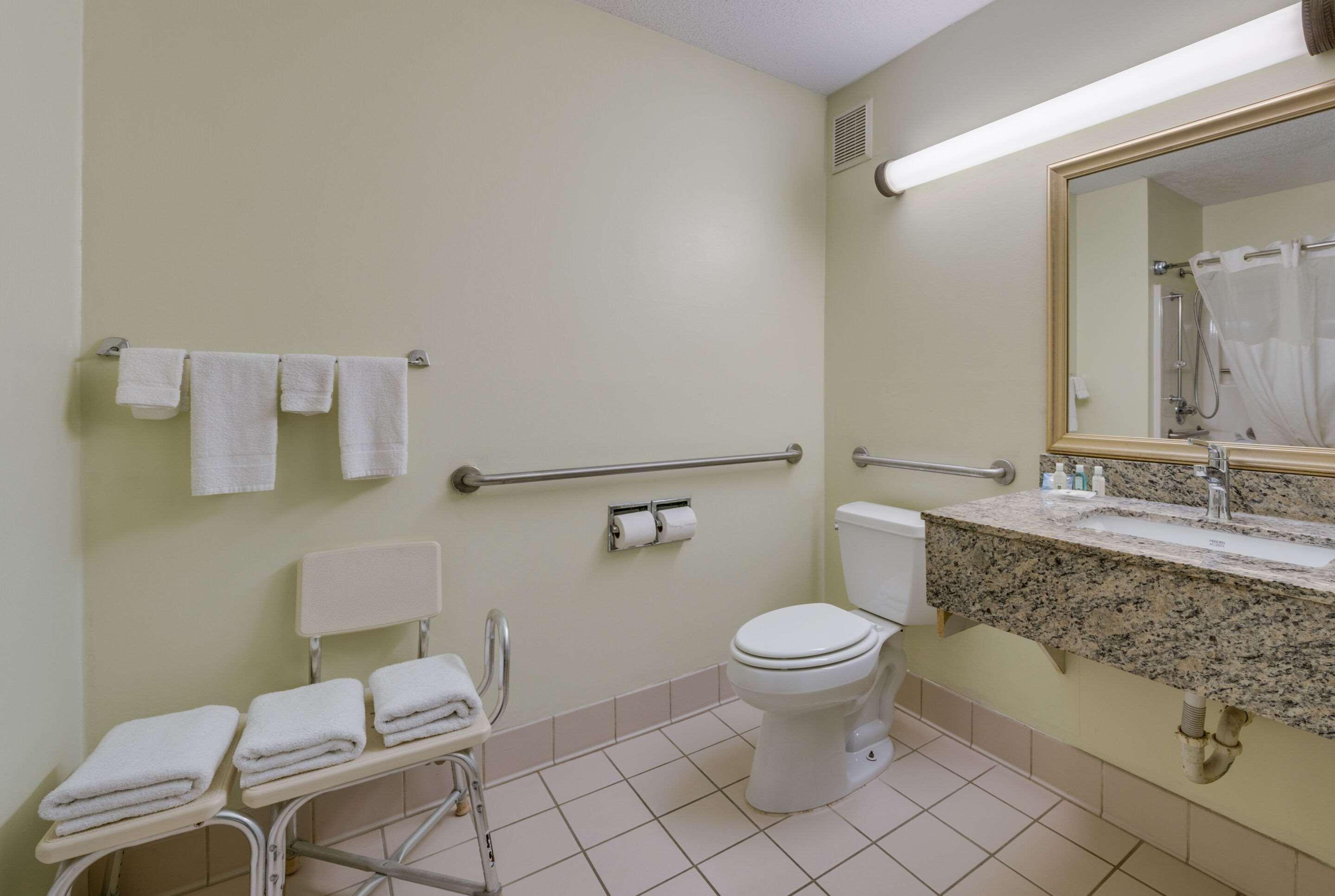 Quality Inn & Suites South Сиукс Фолс Екстериор снимка