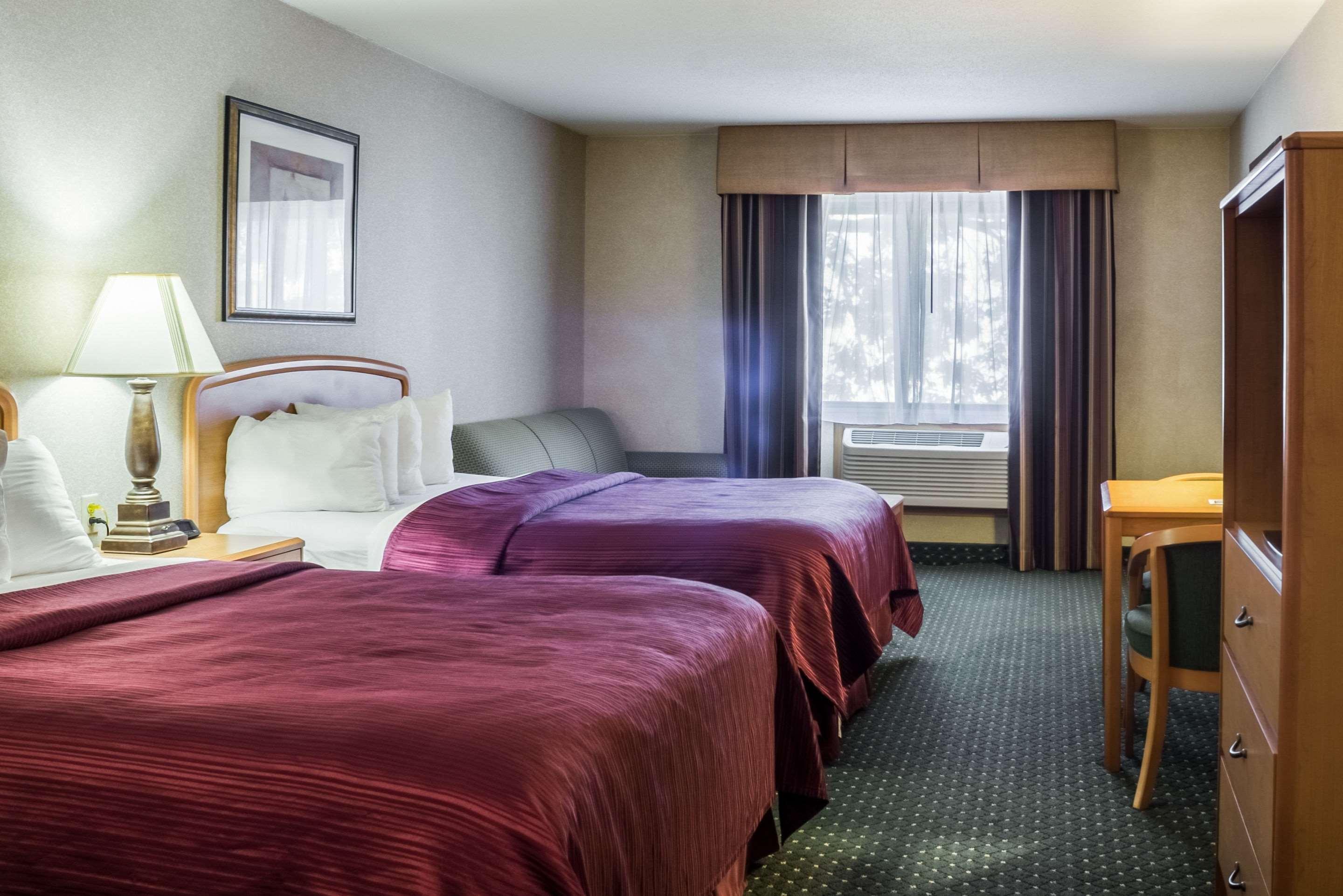 Quality Inn & Suites South Сиукс Фолс Екстериор снимка