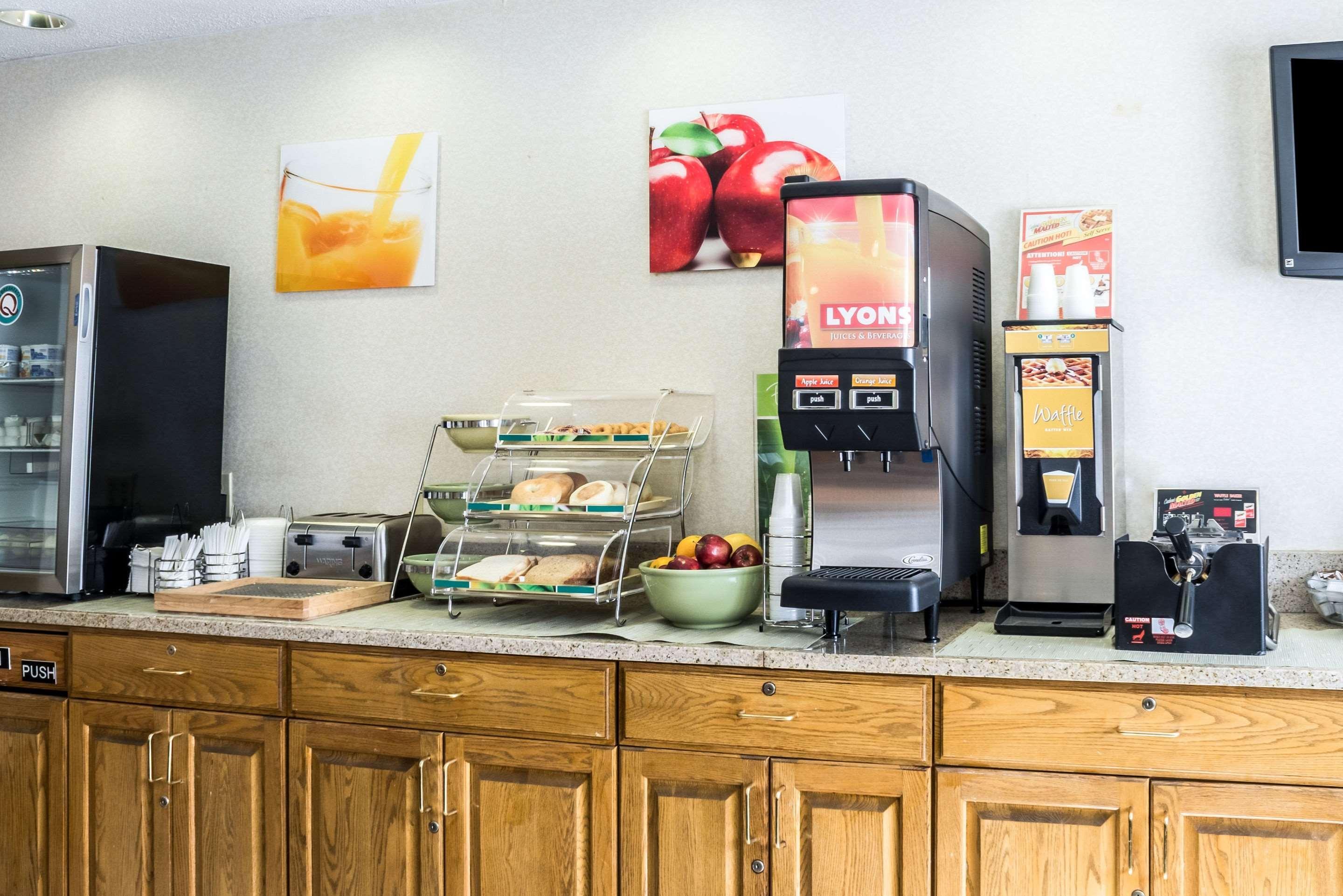 Quality Inn & Suites South Сиукс Фолс Екстериор снимка
