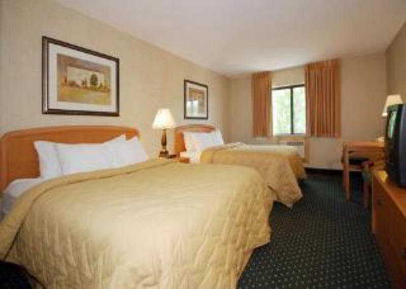 Quality Inn & Suites South Сиукс Фолс Стая снимка